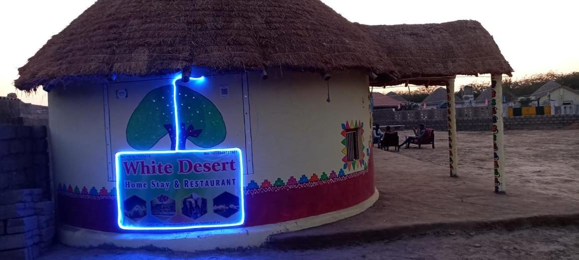 White Desert Home Stay Dhordo Exterior photo